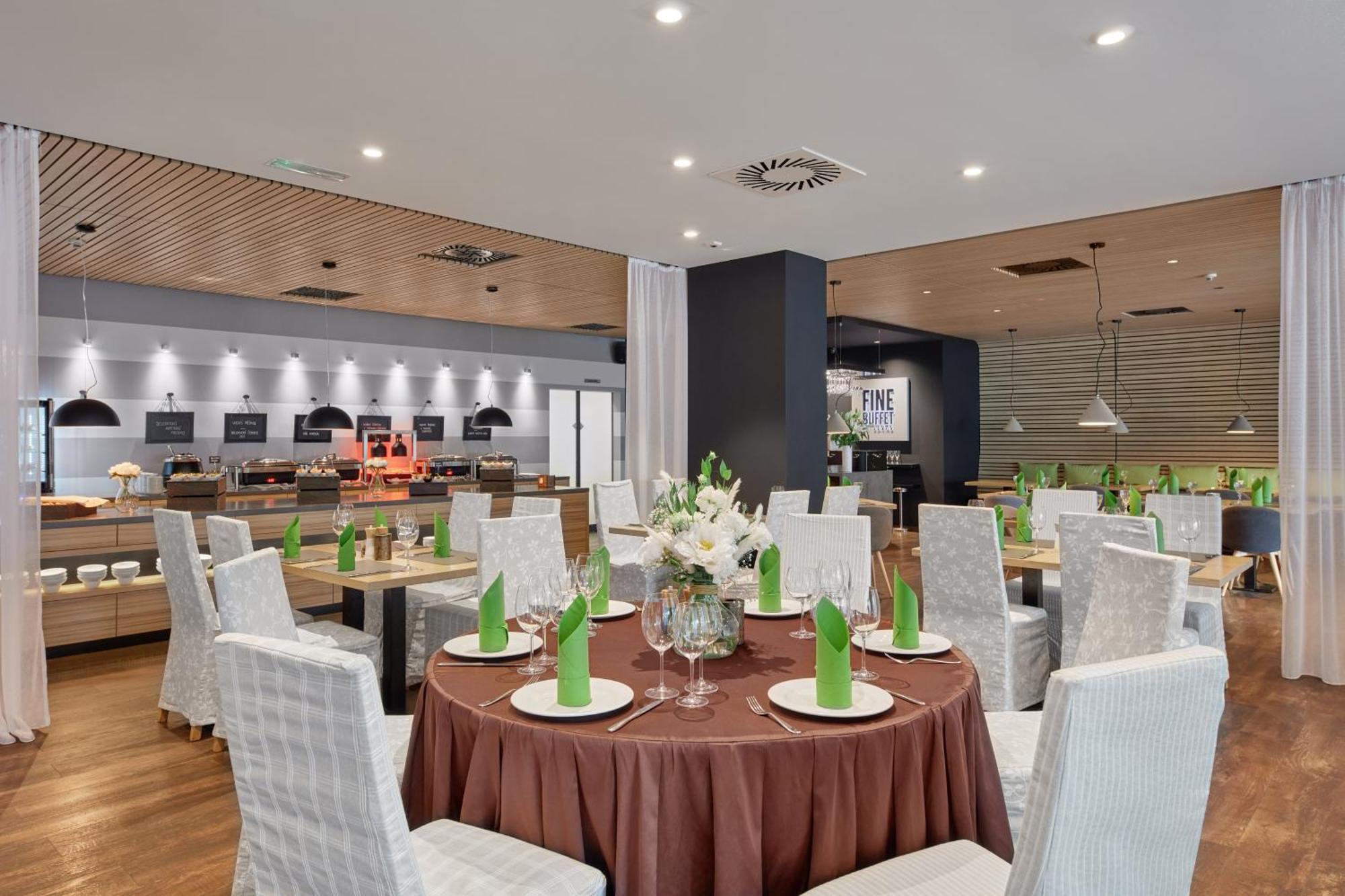 Spa Hotel Felicitas Подебрады Экстерьер фото